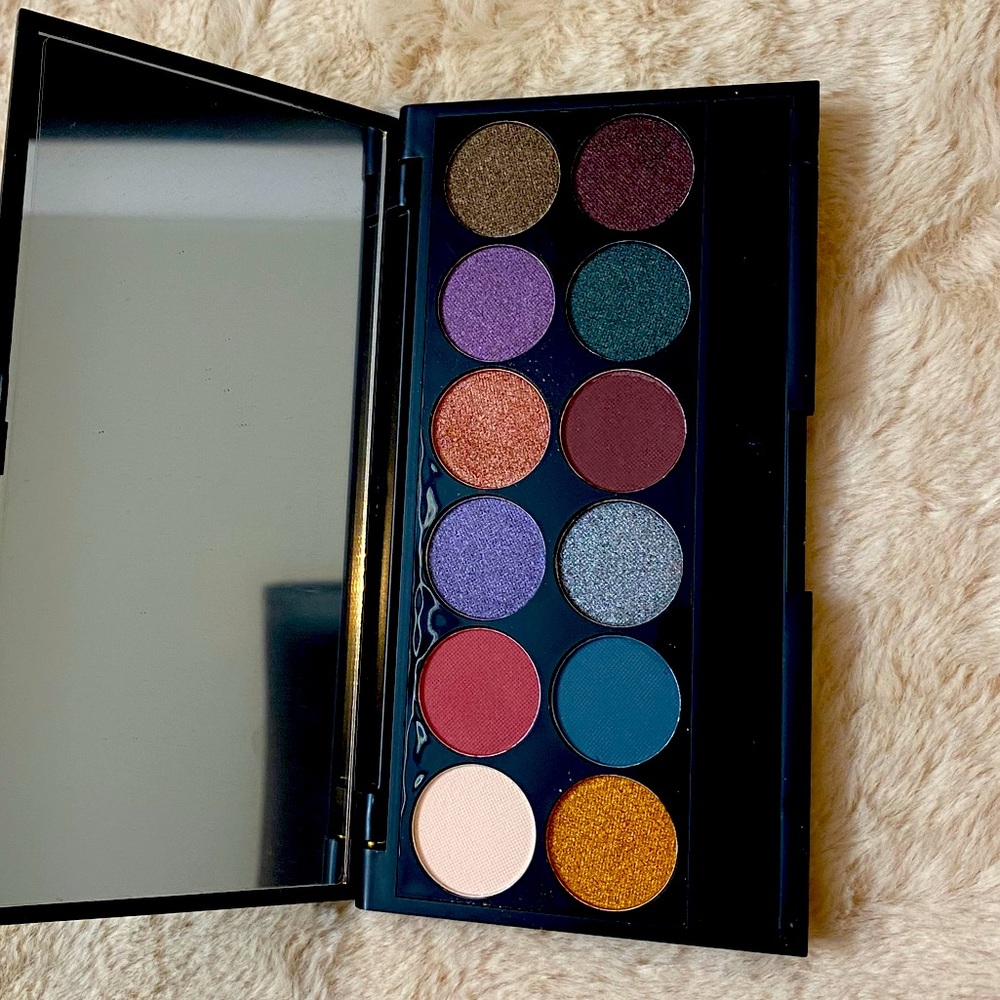 Sleek eyeshadow palette - Under a spell
